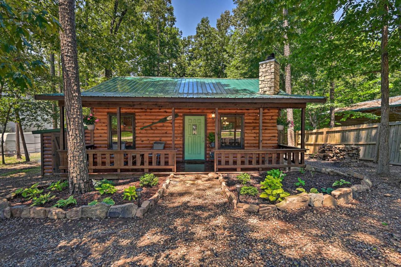 Broken Bow Azalea House - Forest Gem With Hot Tub! エクステリア 写真